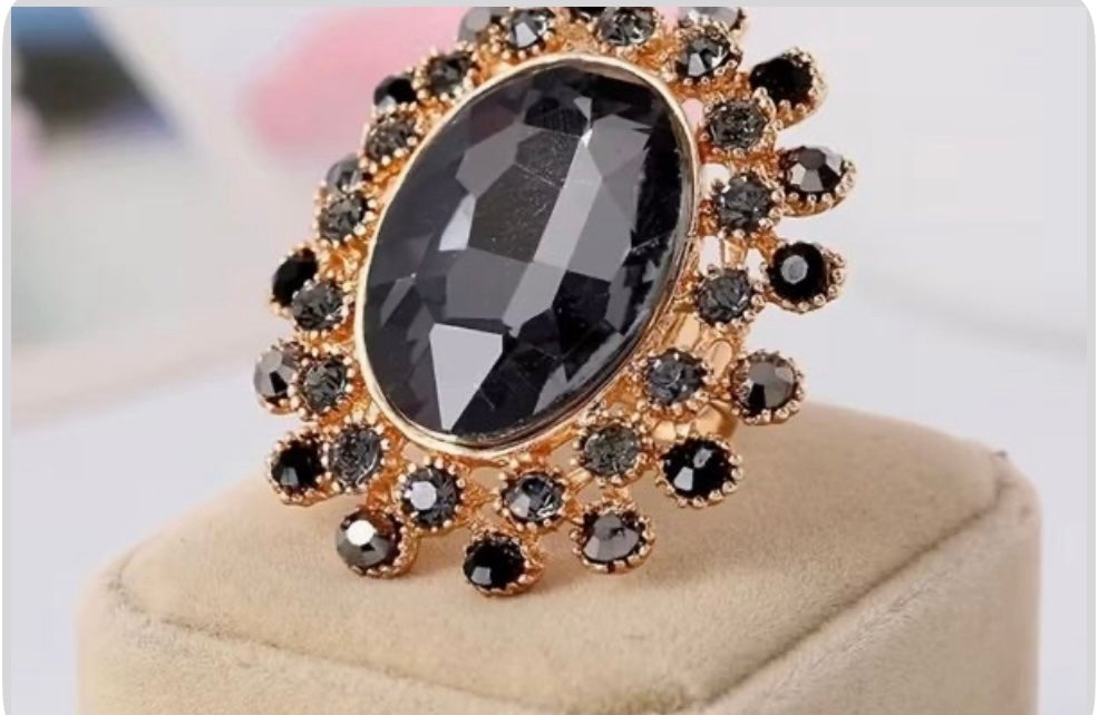 Elegant Oval Ring KC Golden Plated Jewelry with Sparkling Accents, Everyday & Party