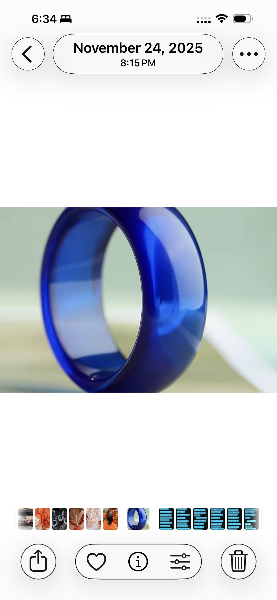 Gorgeous Blue Acrylic Style Bracelet